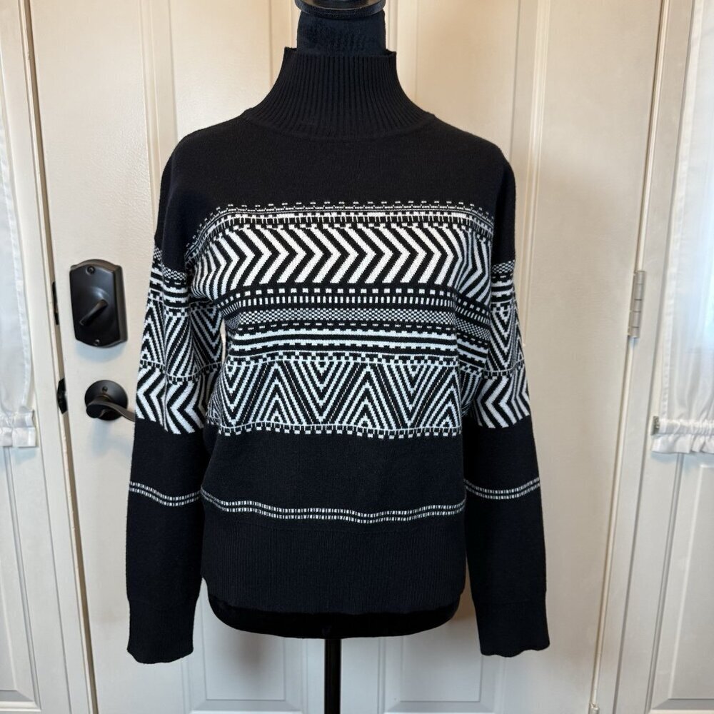 Hem & Thread Mock Neck  Sweater Sz Large Black White Geometric Nordic Chevron